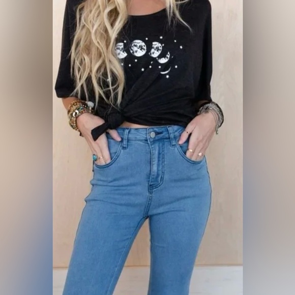 TBN Presley Super Flare Jeans - Picture 2 of 14